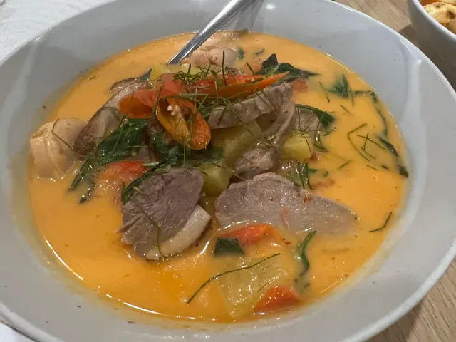 Parade Thai Restaurant