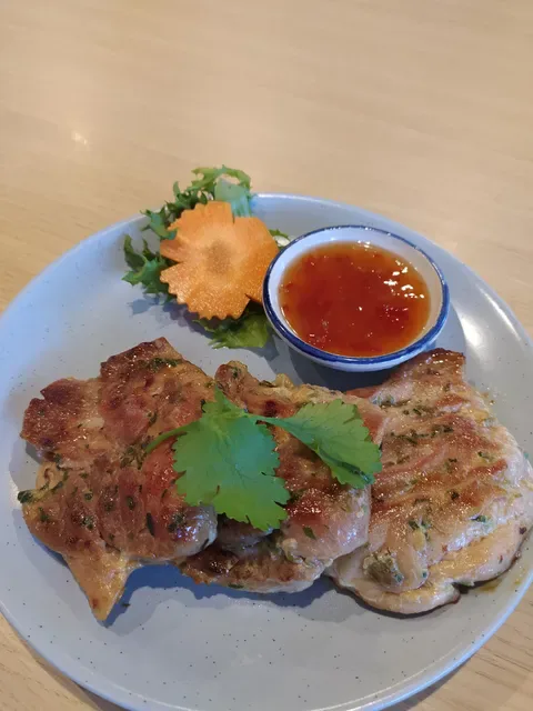 Parade Thai Restaurant