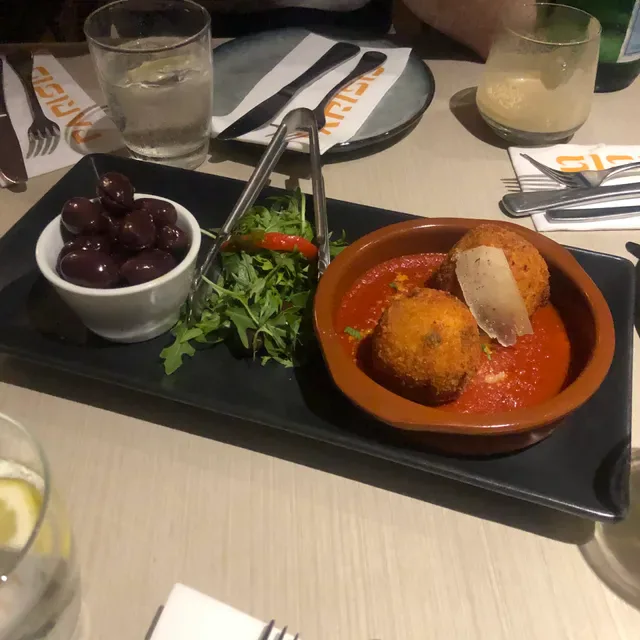 Parisi's Restaurant
