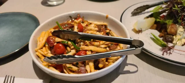 Parisi's Restaurant