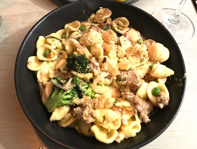 Parisi's Restaurant