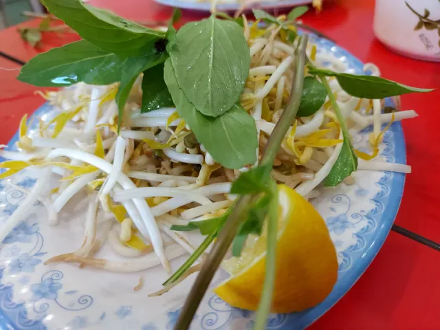 Pho Hong Tam
