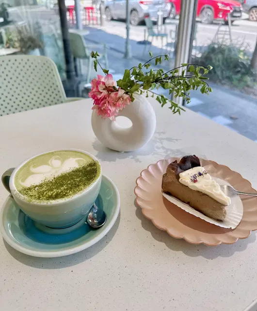 Phoenix Sweets Cakery