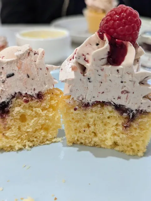 Phoenix Sweets Cakery