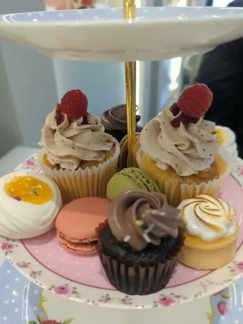 Phoenix Sweets Cakery