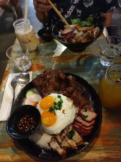 Phonatic Restaurant