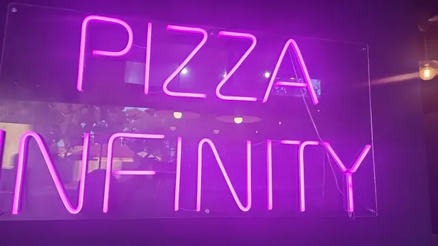 Pizza infinity