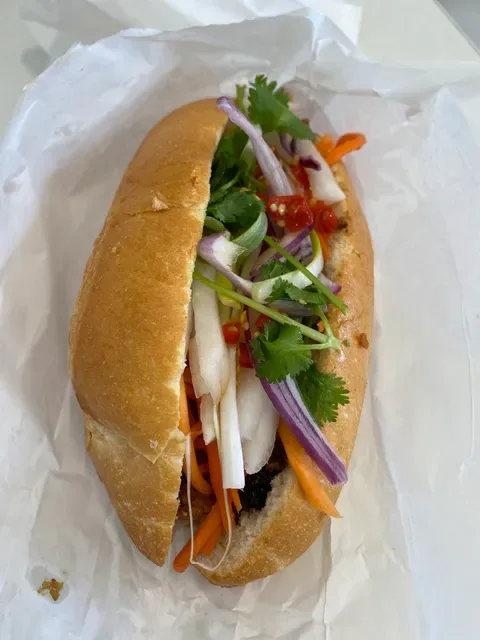 Pooraka Meat Rolls Banh Mi