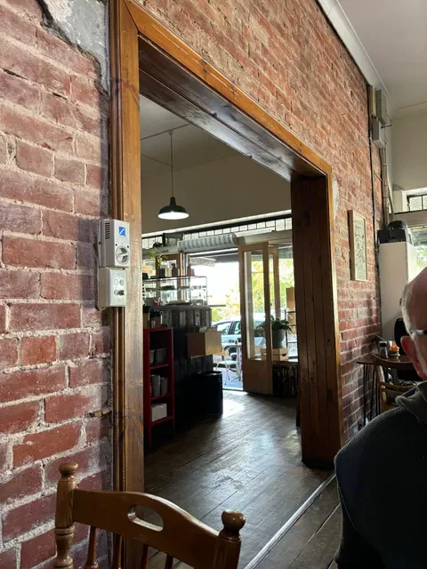 Queen Street cafe.