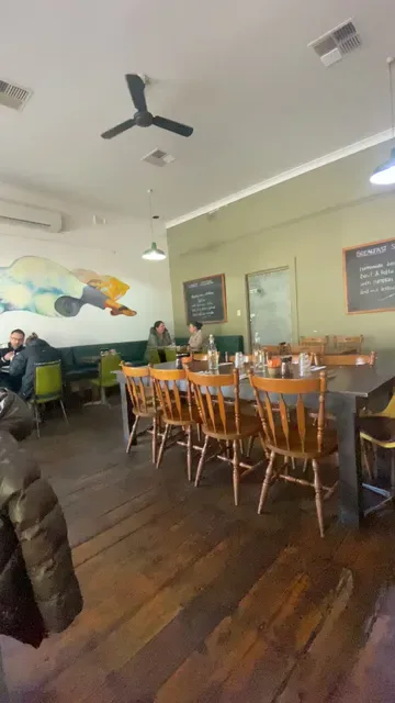 Queen Street cafe.