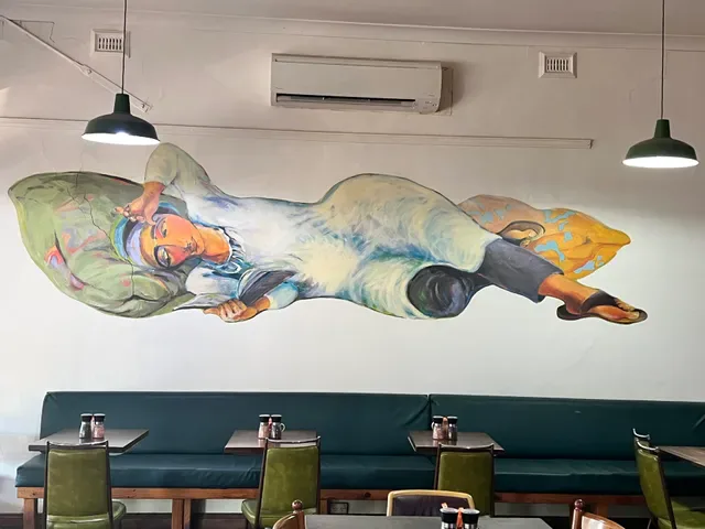 Queen Street cafe.
