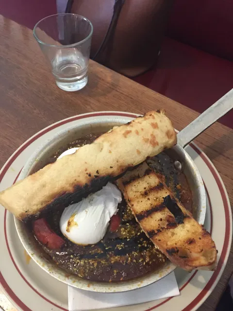 Queen Street cafe.