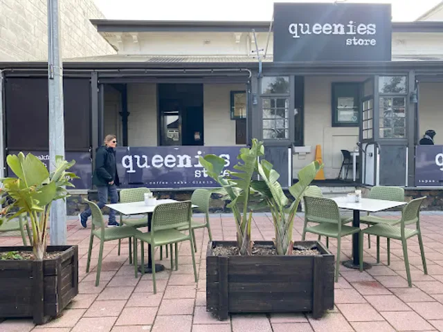 Queenies Store