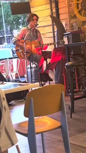 Red Rock Noodle Bar