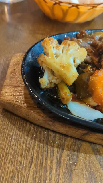 Red Rock Noodle Bar