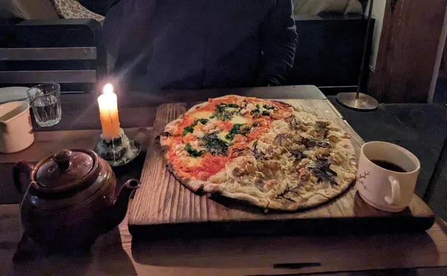 Russell's Pizza