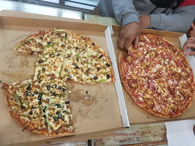 Sahara Pizza House