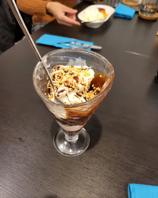 SheShells Restaurant