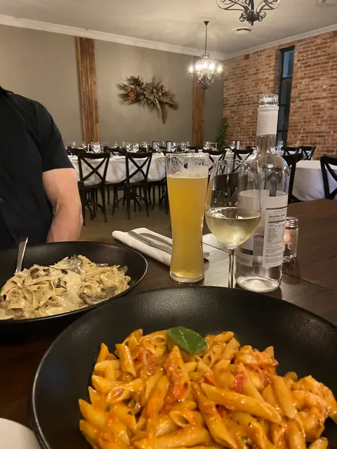 Sneaky's Restaurant