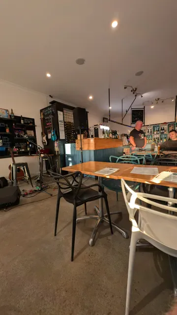 SOURC'D Wine Collective & Bar