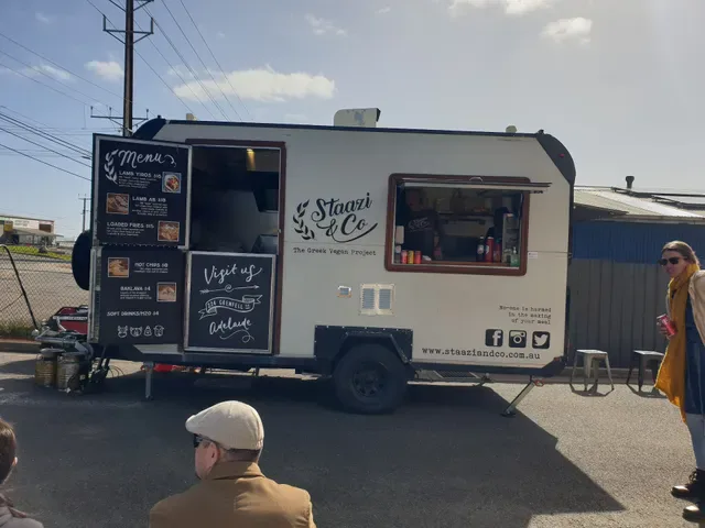 Staazi & Co - The Greek Vegan Project