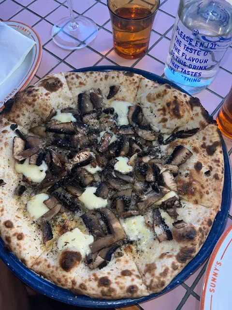 Sunny's Pizza