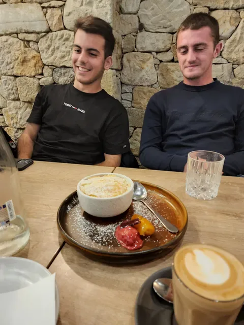 Taverna Greek Psistaria