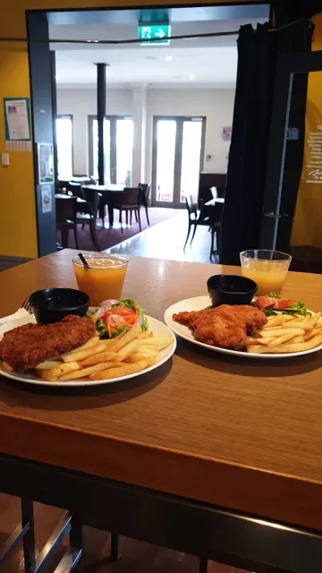 The British Hotel Port Adelaide
