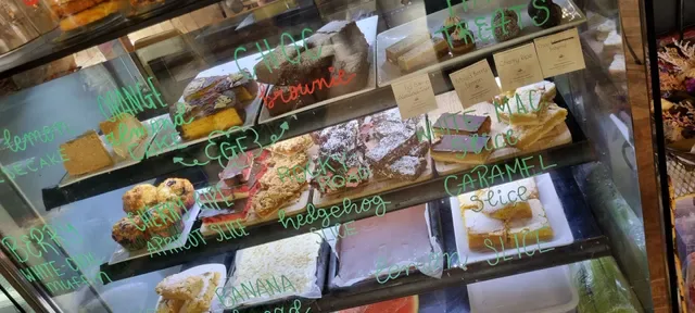The Golden Fleece Cafe