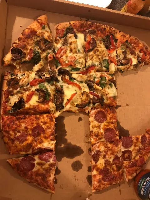 The Killer Tomato Pizzeria - Newton