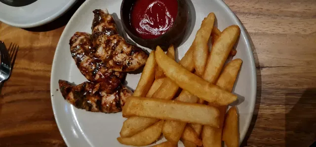 The Meat & Wine Co Adelaide CBD