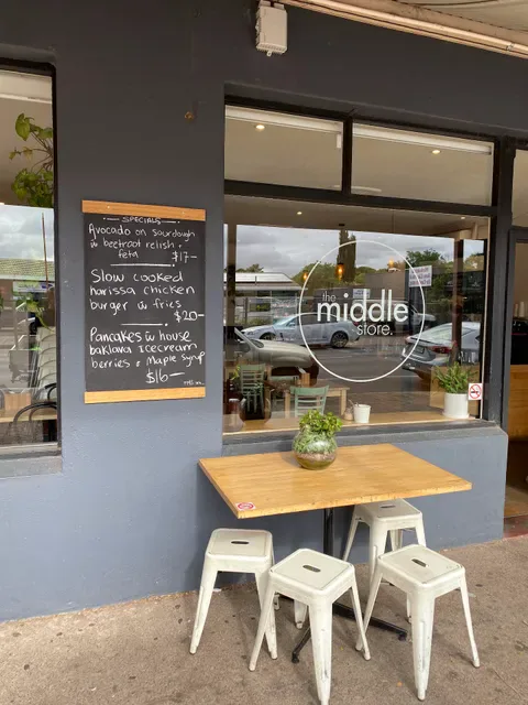 The Middle Store