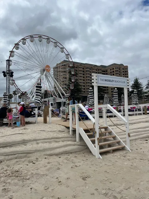 The Moseley Beach Club