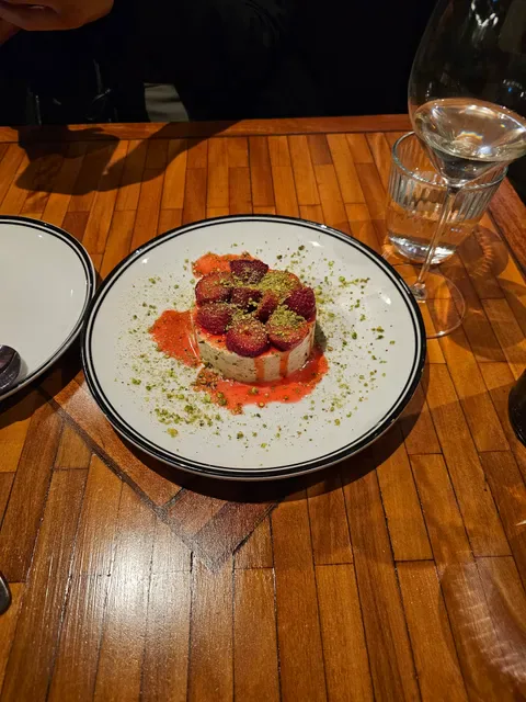 Trak Restaurant