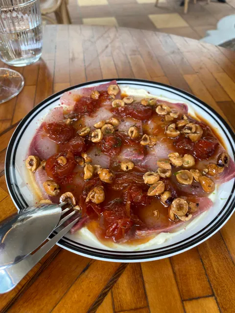 Trak Restaurant
