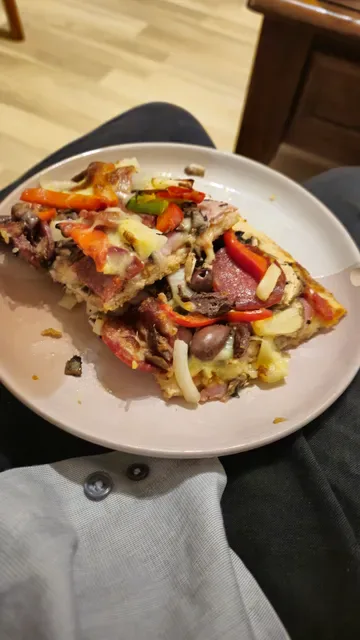 Tusmore Pizzeria and Cafe