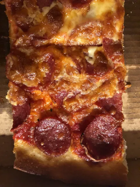 Tusmore Pizzeria and Cafe