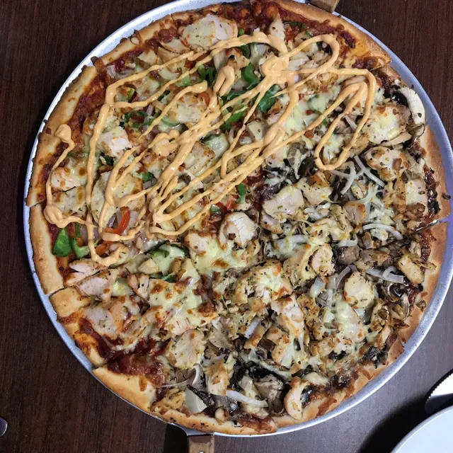 Tusmore Pizzeria and Cafe