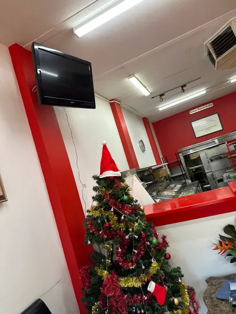 Tusmore Pizzeria and Cafe