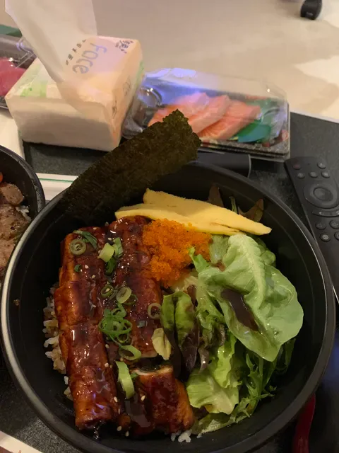 UNI SUSHI (Sushi & Street Food)