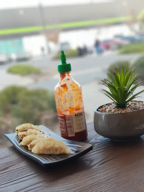UNI SUSHI (Sushi & Street Food)