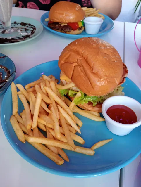 Uniqorn Eats