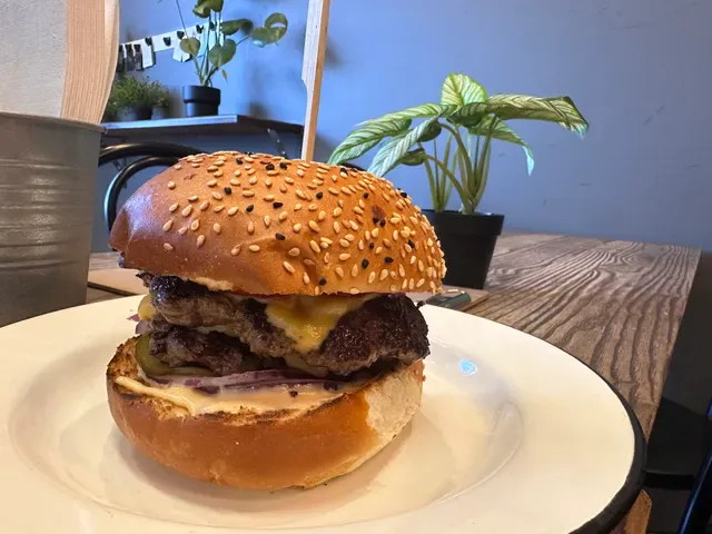 Winter’s Burgers