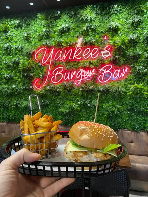 Yankees Burger Bar - Angle vale