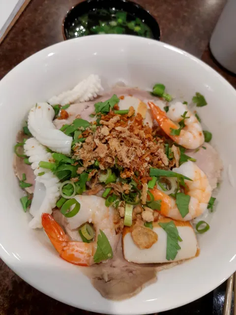 Yen Linh