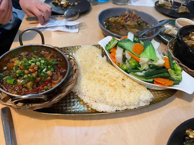 Yoyo vietnamese eatery