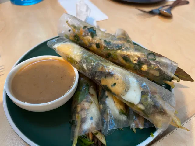 Yoyo vietnamese eatery