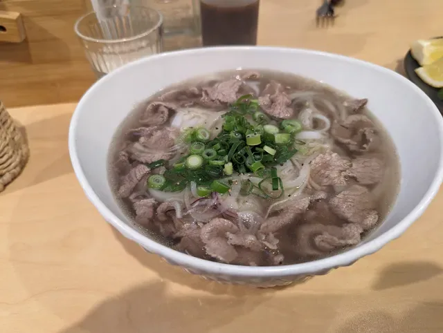 Yoyo vietnamese eatery