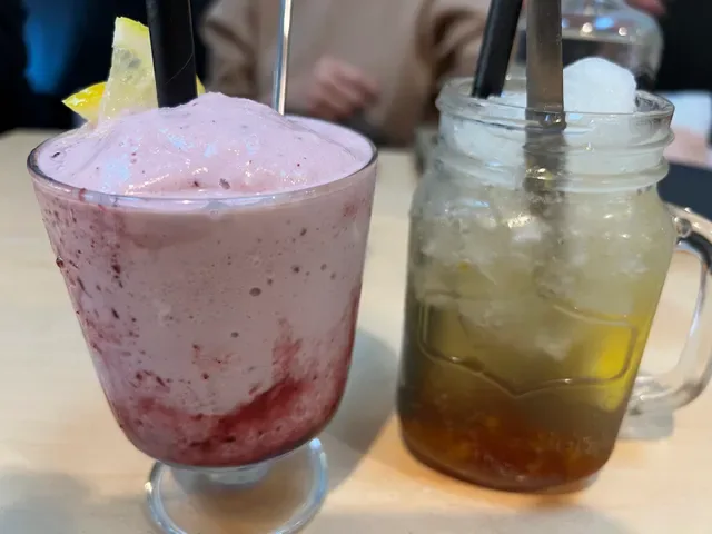 Yoyo vietnamese eatery