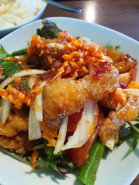 Yum Yai Express Thai Kitchen